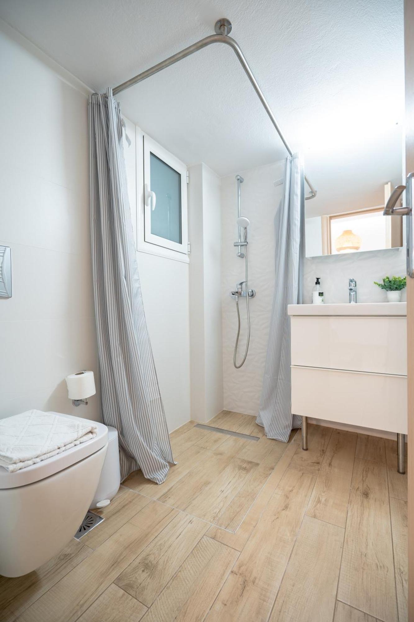 Athens Central Train Station Flat For 4 Persons 외부 사진